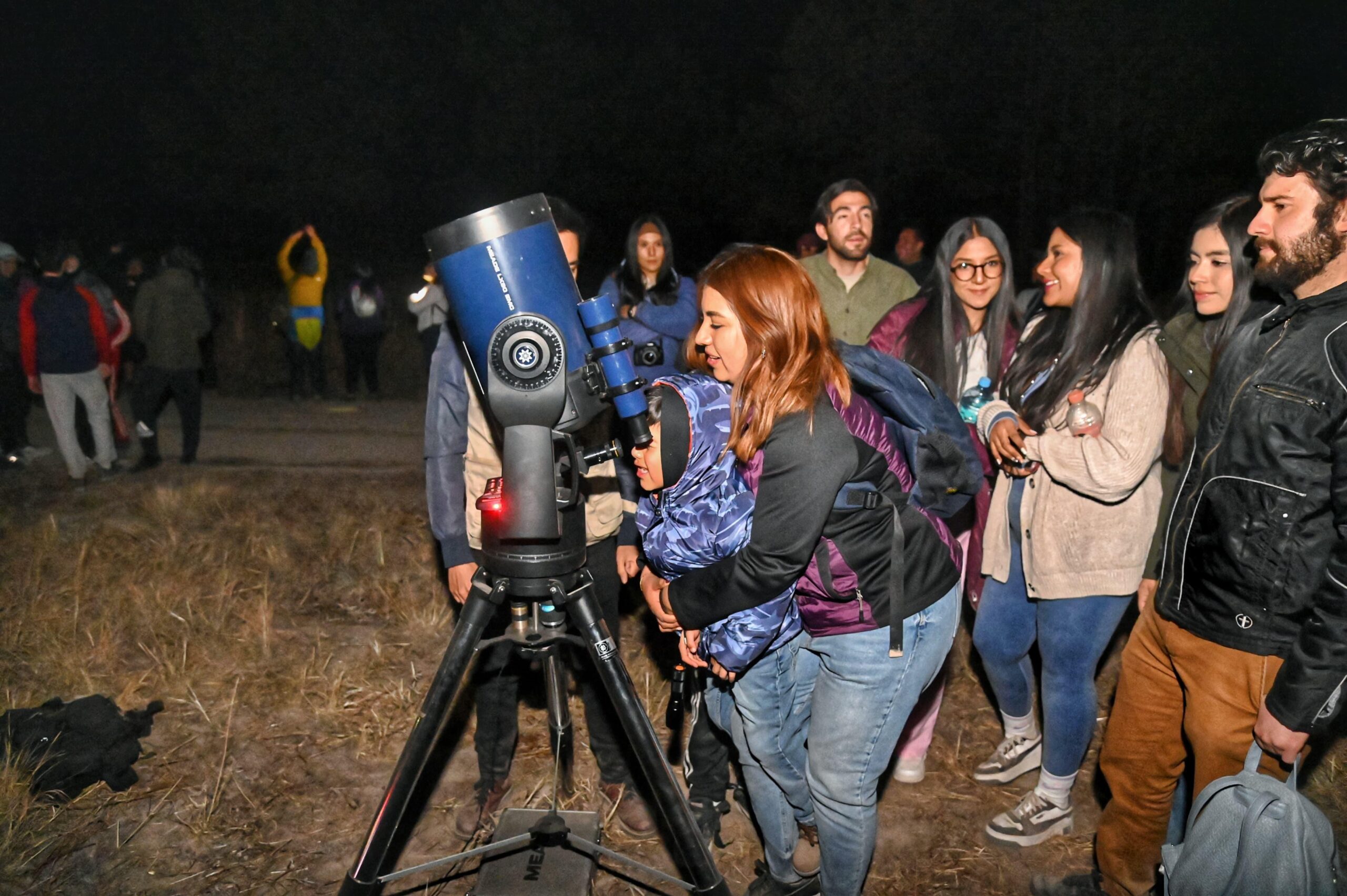 Cientos personas atestiguaron Alineación Planetaria en El Tecuán