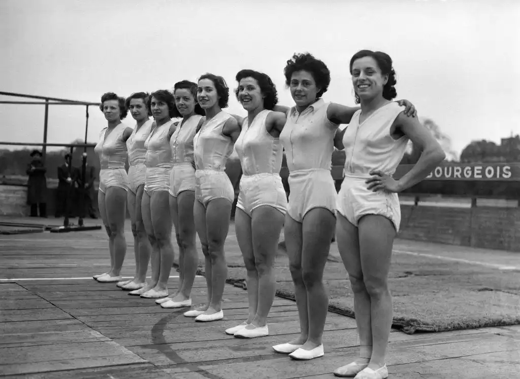 Prendas ajustadas y cortas: la evolución de la ropa deportiva en las mujeres