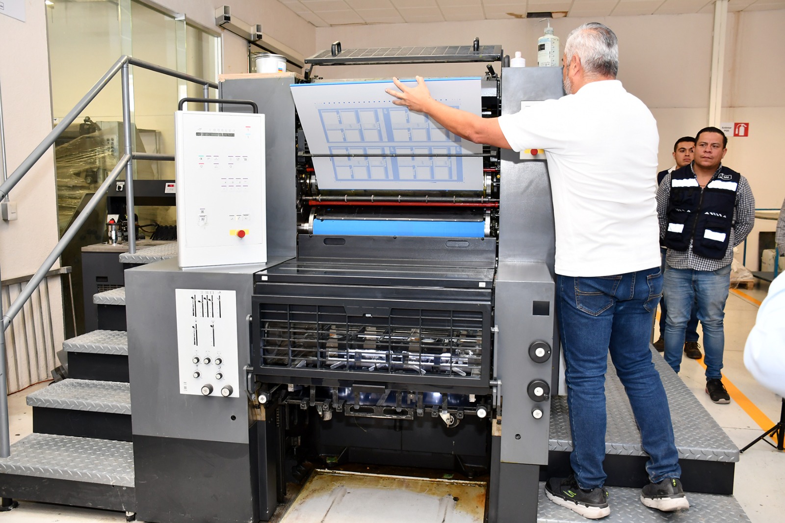 Arranque de impresión en los Talleres Gráficos del Estado
