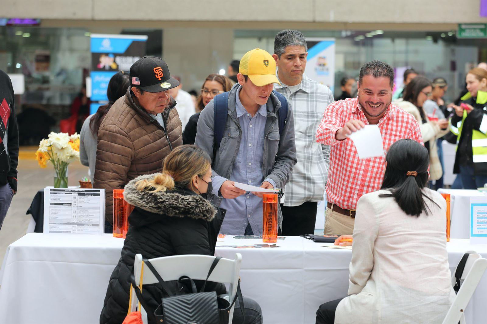 Ofertan más de 4,000 vacantes para impulsar el empleo en la ciudad