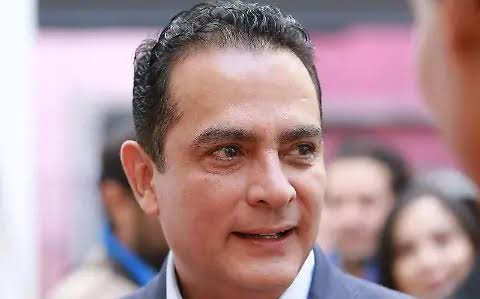 Alcalde de Durango solicita licencia para buscar la reelección