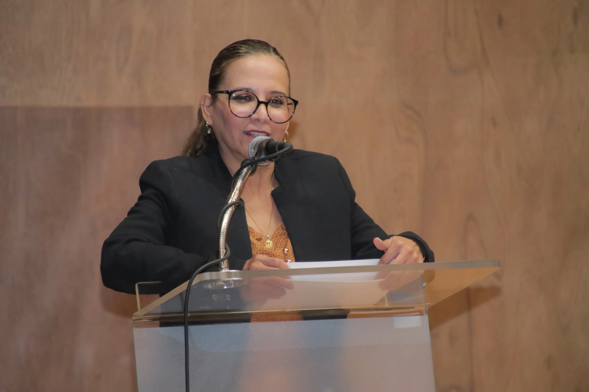 Aplaude rectora de la UAA reubicar bares aledaños a la universidad