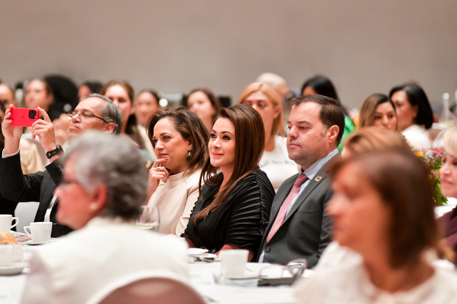 Señala gobernadora crecimiento económico del 6.2 % en Aguascalientes