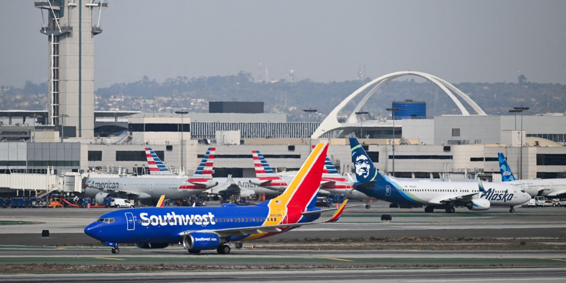 Turismo en crisis: mexicanos y canadienses reducen las visitas a Estados Unidos