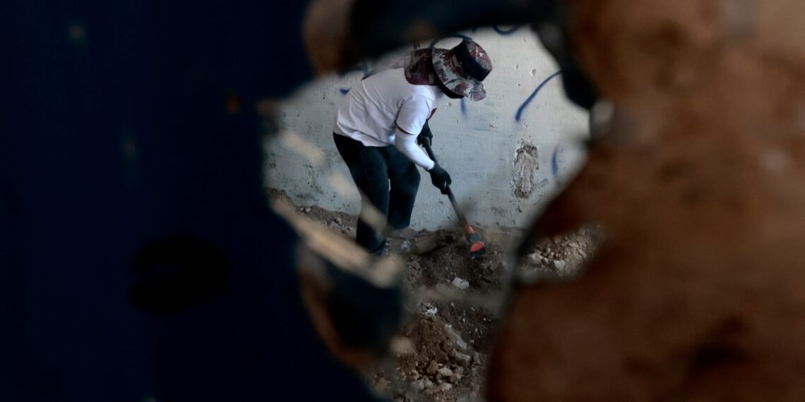 La resolución desestima las búsquedas de 'Guerreros Buscadores'. (Photo by ULISES RUIZ / AFP)