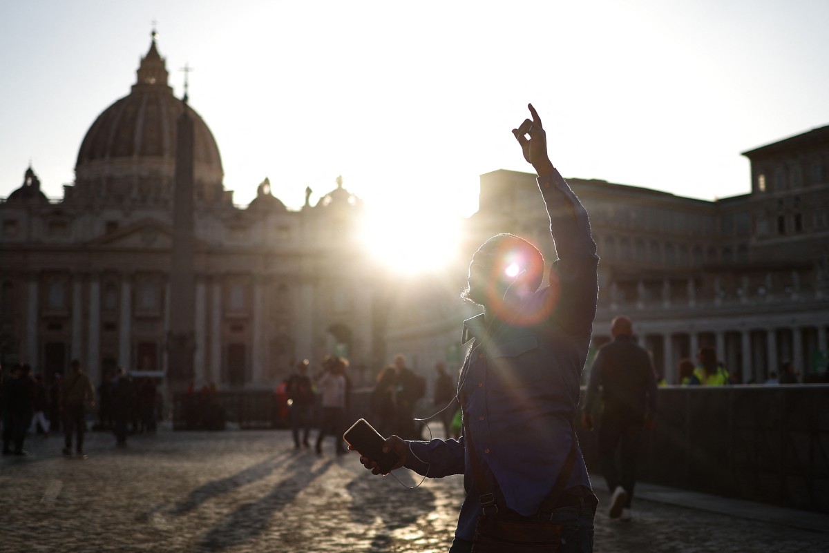 Adiós, papa Francisco: 250,000 fieles despiden al pontífice latinoamericano