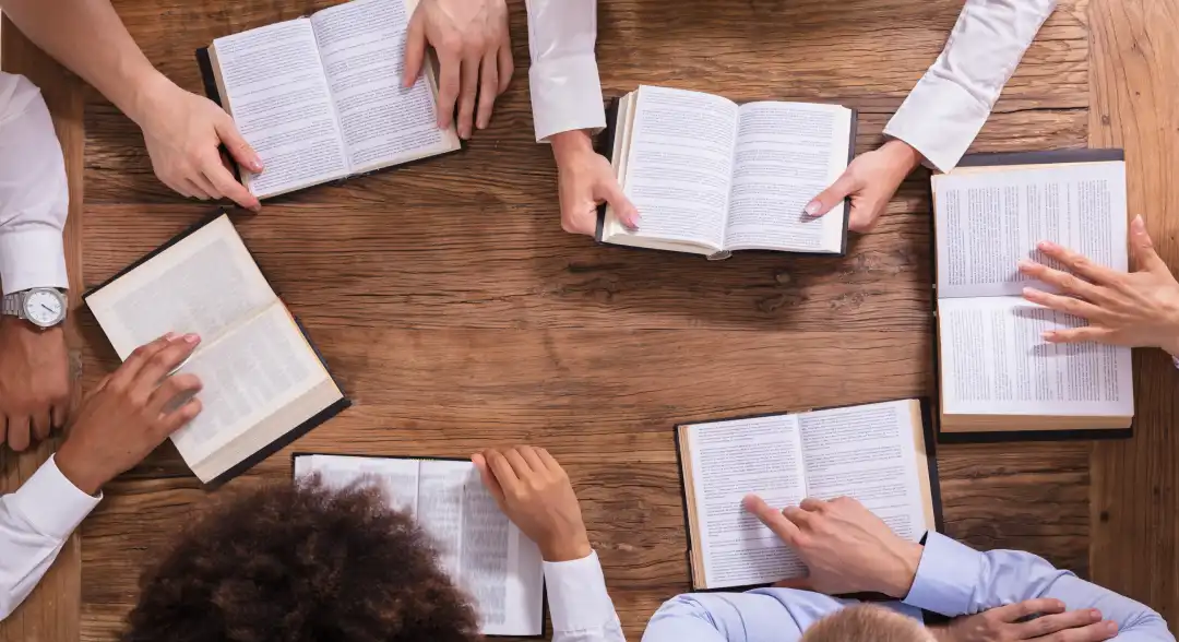 Clubes de lectura en México: espacios literarios para compartir, aprender y conectar