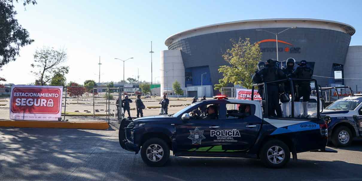 Estacionamientos de estadios en Puebla serán gratuitos y seguros tras convenio estatal