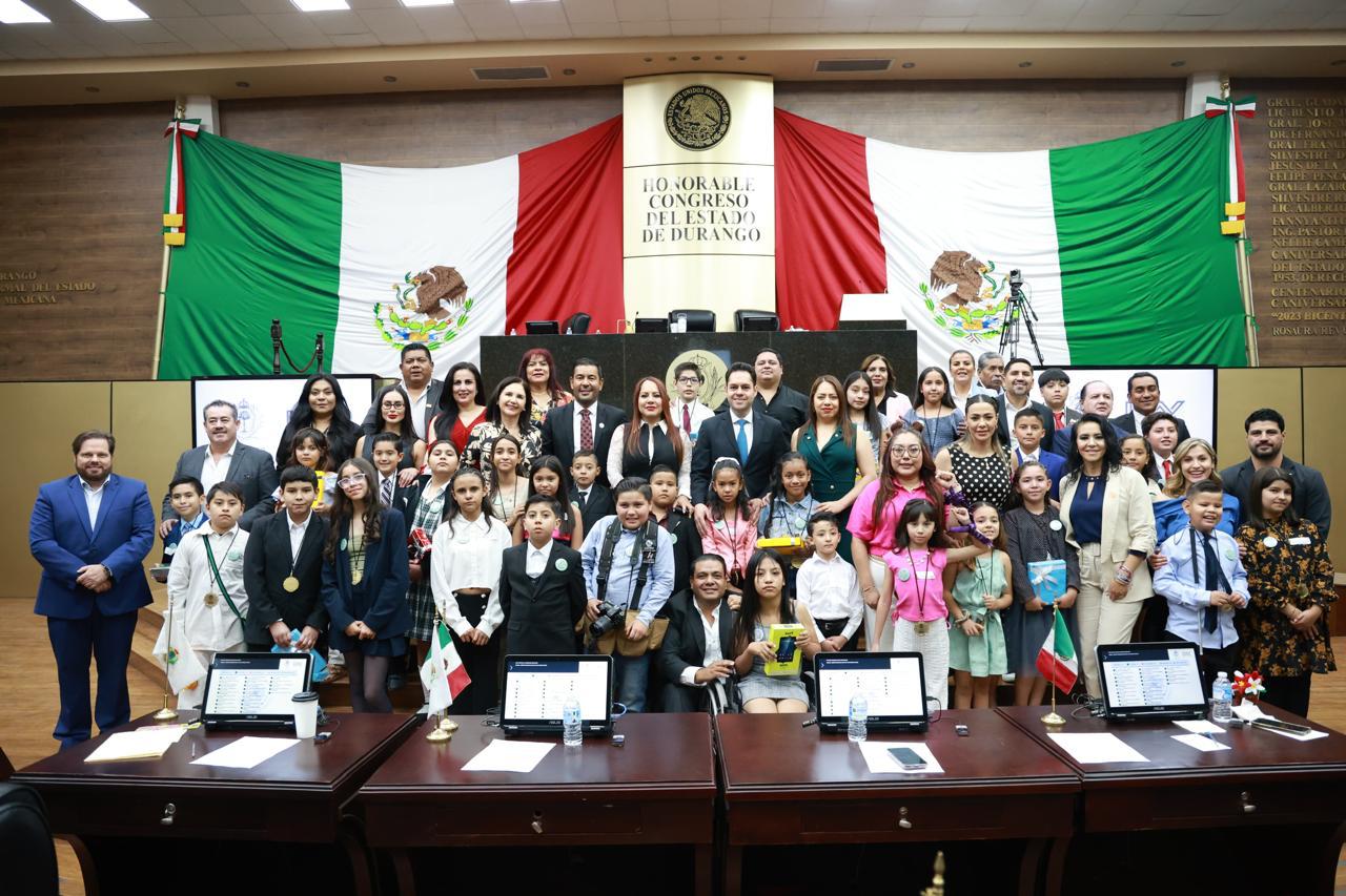 Niños toman la tribuna en el Congreso de Durango: esto dijeron a los diputados