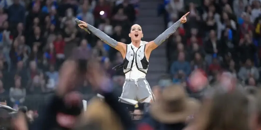 Katy Perry espacio
