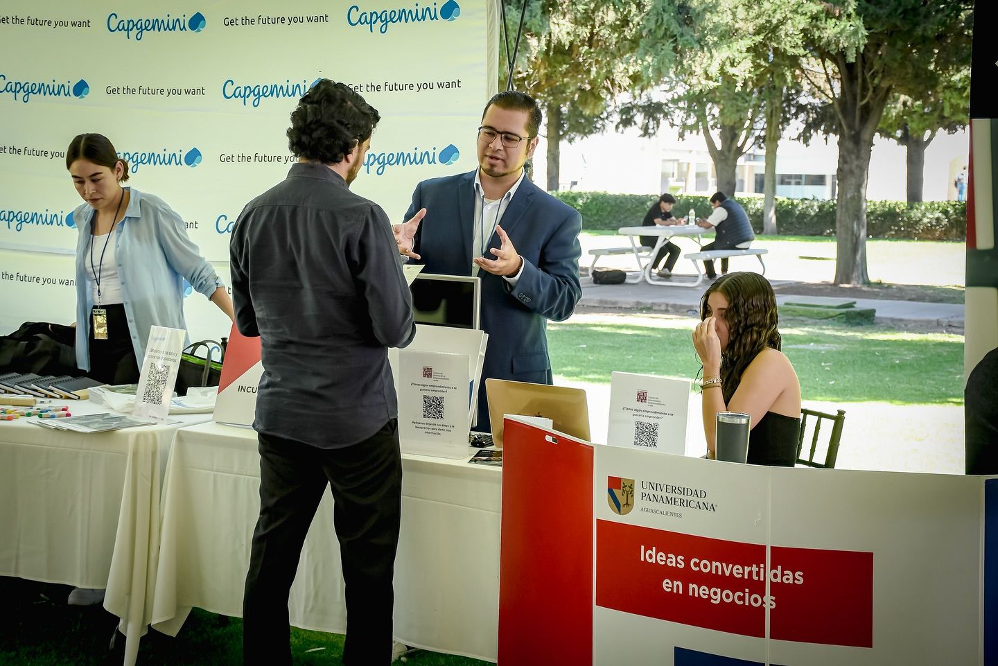 Busca UP apoyar negocios con impacto social en Aguascalientes