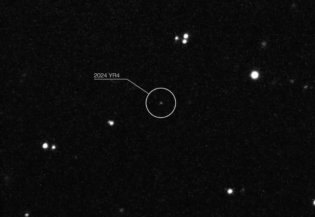 El asteroide que se impactaría contra la Tierra en 2032 ahora amenaza a la Luna