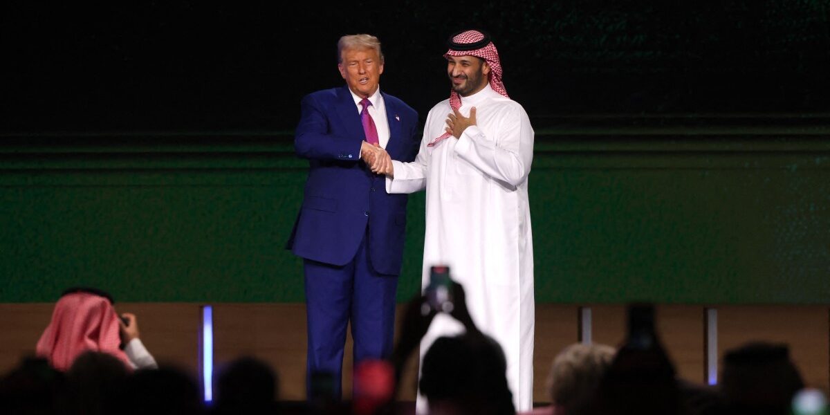 Trump anuncia inversión millonaria de Arabia Saudita