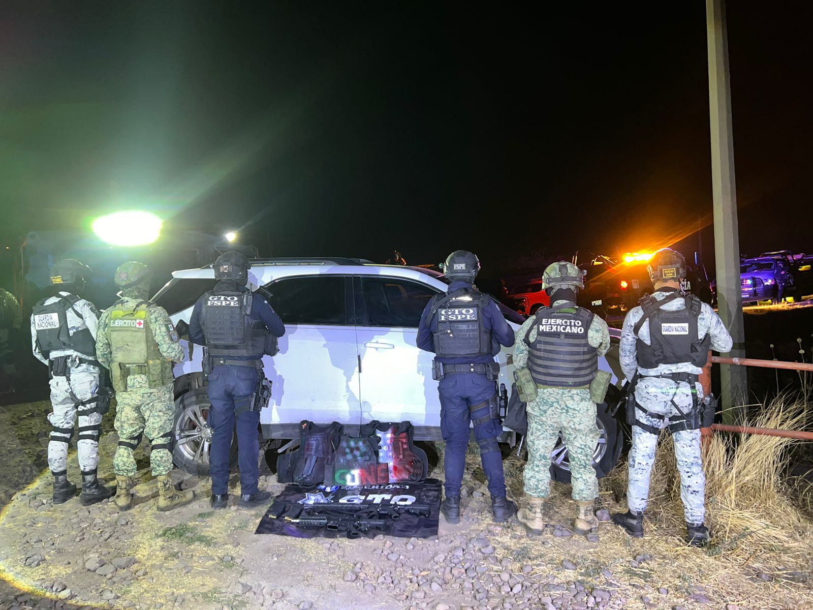 Capturan a presunto criminal en Comonfort y hallan arsenal en Juventino Rosas