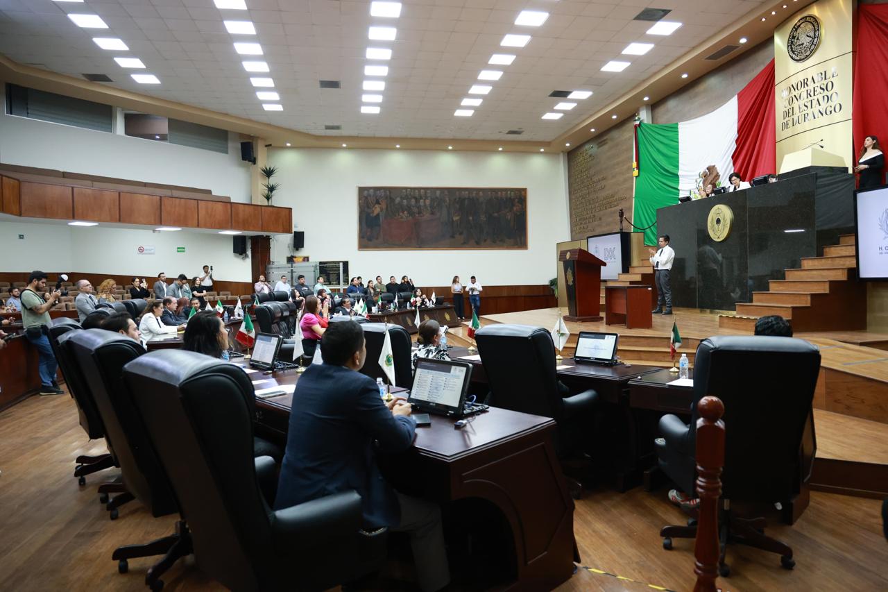 ¿Qué hicieron los diputados de Durango durante el último periodo de sesiones?