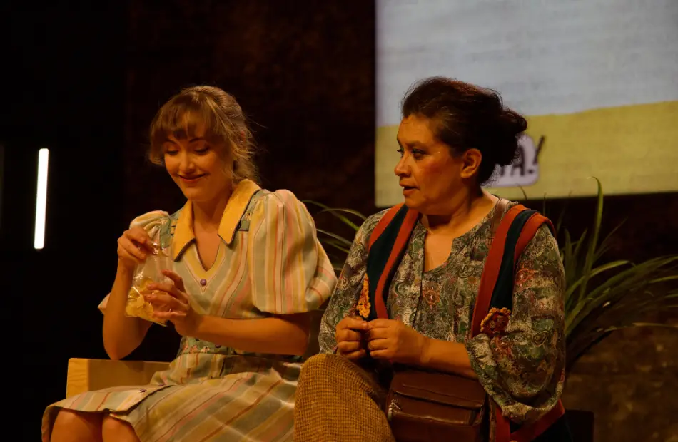 &#8216;No se trata solo de reír&#8217;: Carmen Ramos defiende un teatro incómodo, humano y necesario