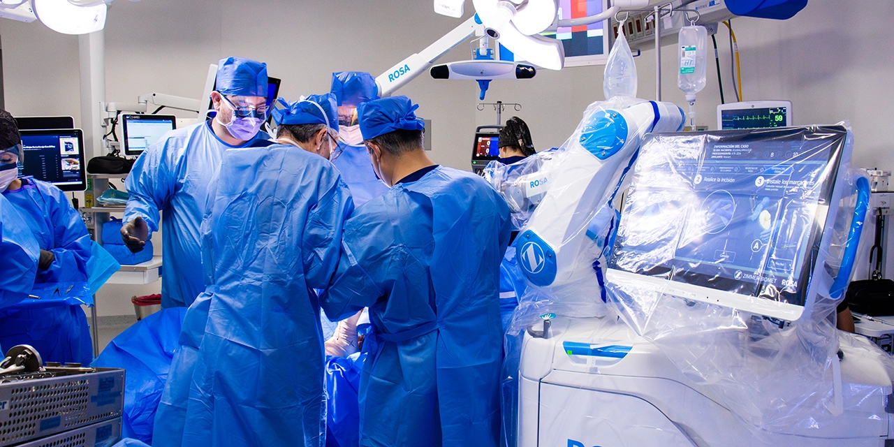 Del consultorio al quirófano robótico: así nació el Hospital Medyarthros