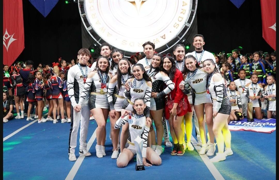Triunfan estudiantes de Aguascalientes en el Campeonato Nacional Colegial de Porra
