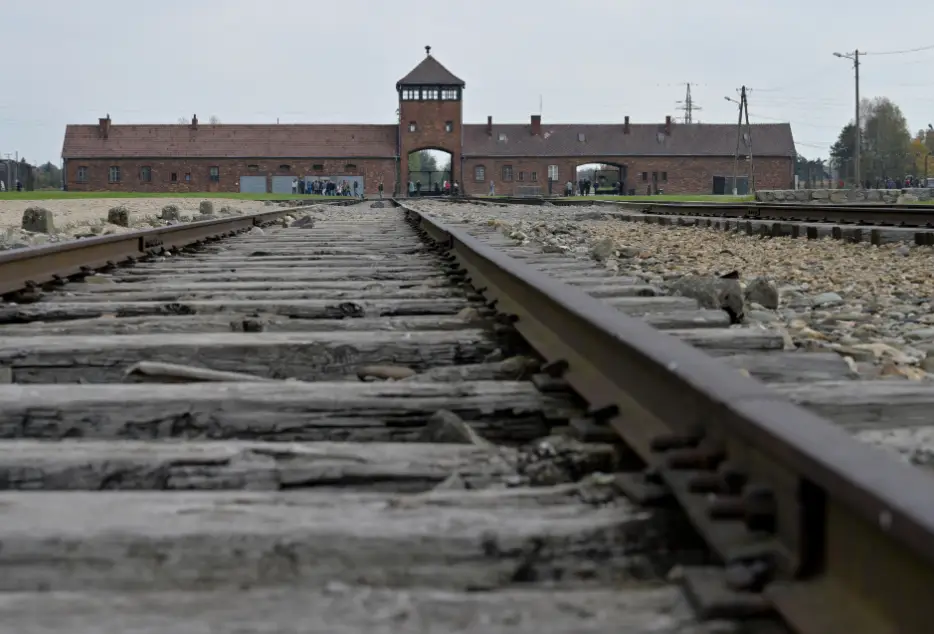 Archivos nazis ocultos por más de 80 años aparecen en tribunales argentinos