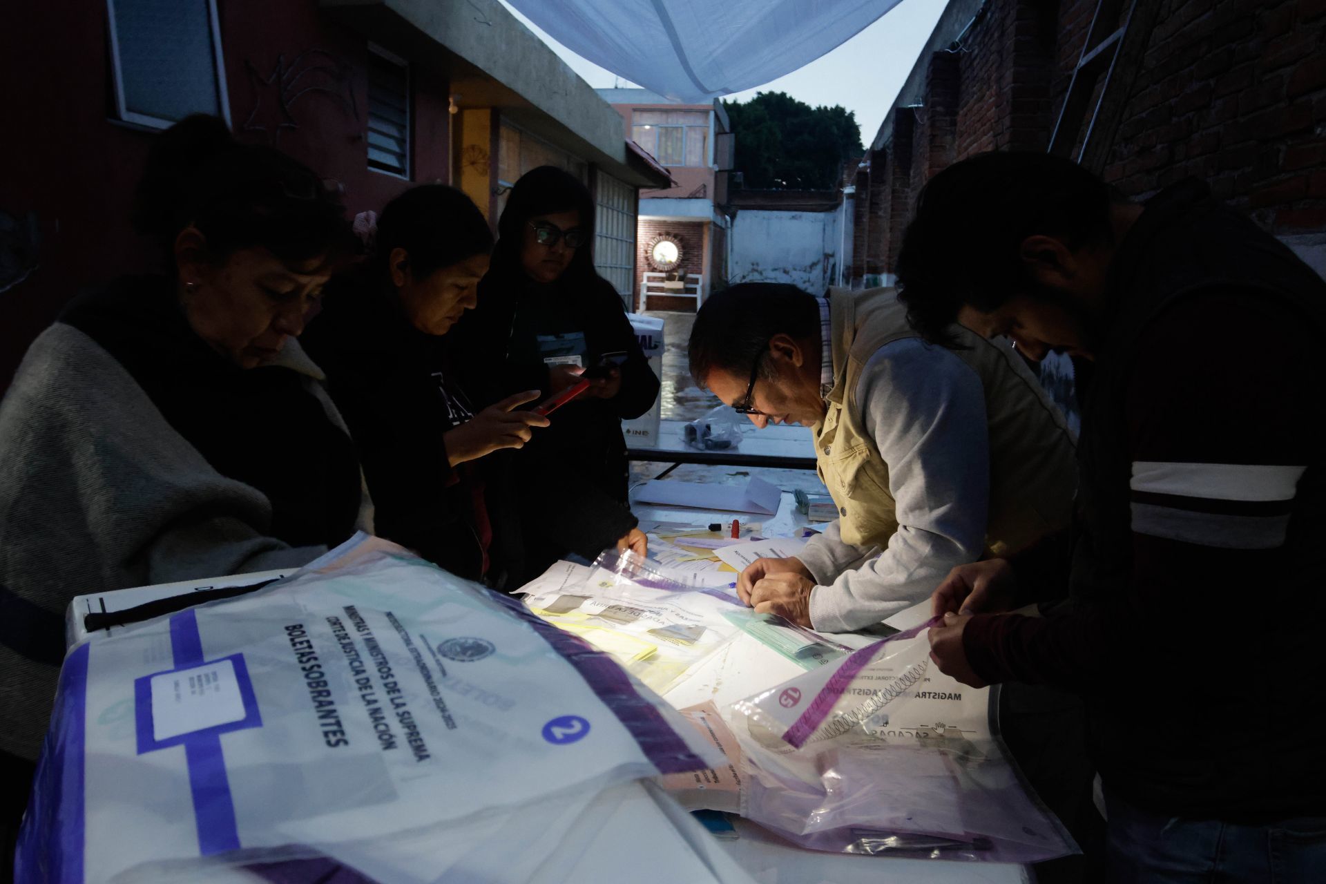Elecciones judiciales en México: muy baja participación y dudas sobre la independencia del Poder Judicial
