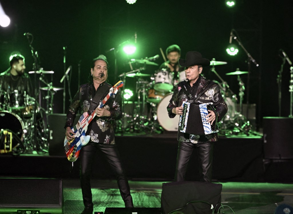 &#8216;Nos están vigilando&#8217;, advierten Los Tigres del Norte ante el creciente acoso migratorio en Estados Unidos