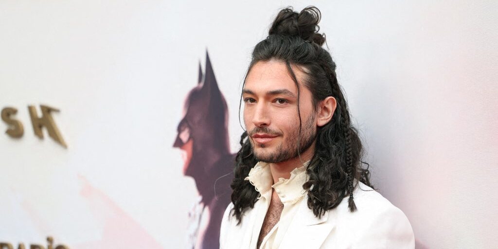 Ezra Miller rompe el silencio en Cannes y anuncia su regreso al cine con una cinta de vampiros