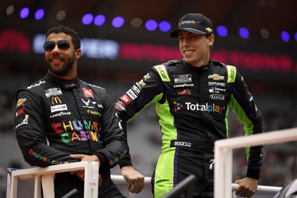 Piloto de la NASCAR califica a México como &#8216;un lugar de mier**; es sancionado y se retracta tras su visita