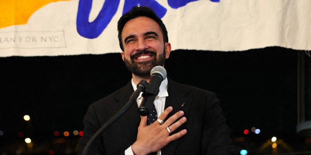 El Club Republicano de Nueva York pide la deportación de Zohran Mamdani tras su sorpresiva victoria sobre Andrew Cuomo