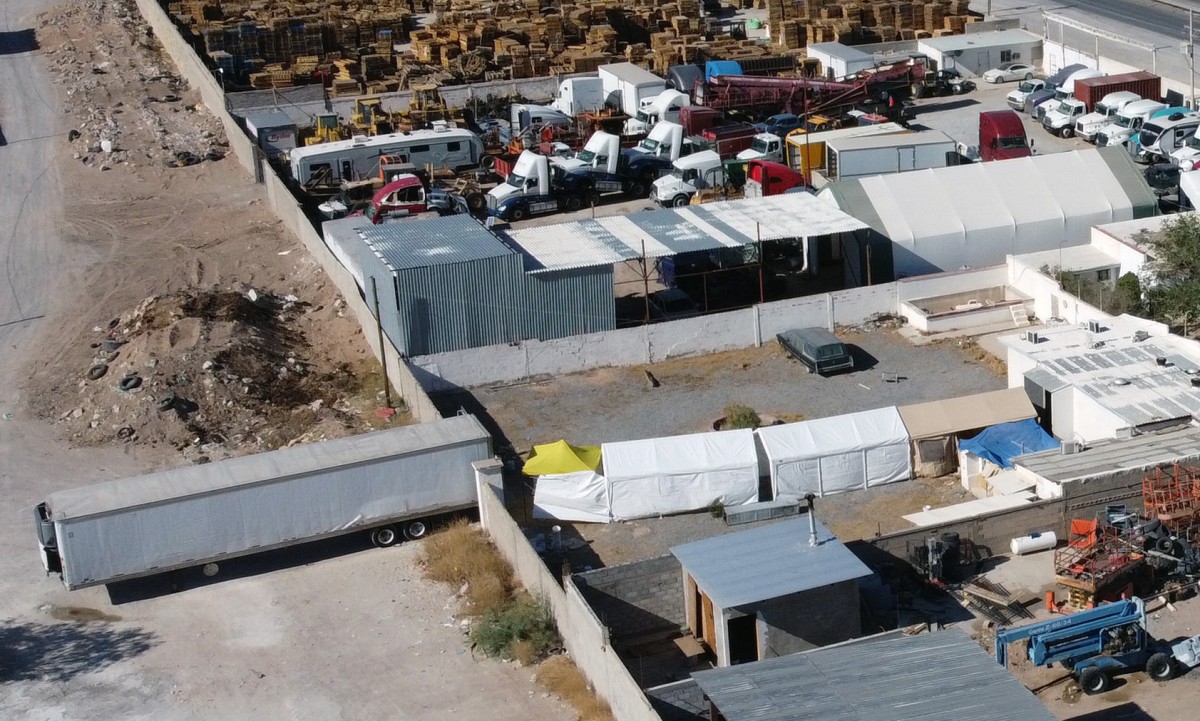 Escándalo funerario: no era una fosa, era un crematorio inoperante con 383 cadáveres hacinados