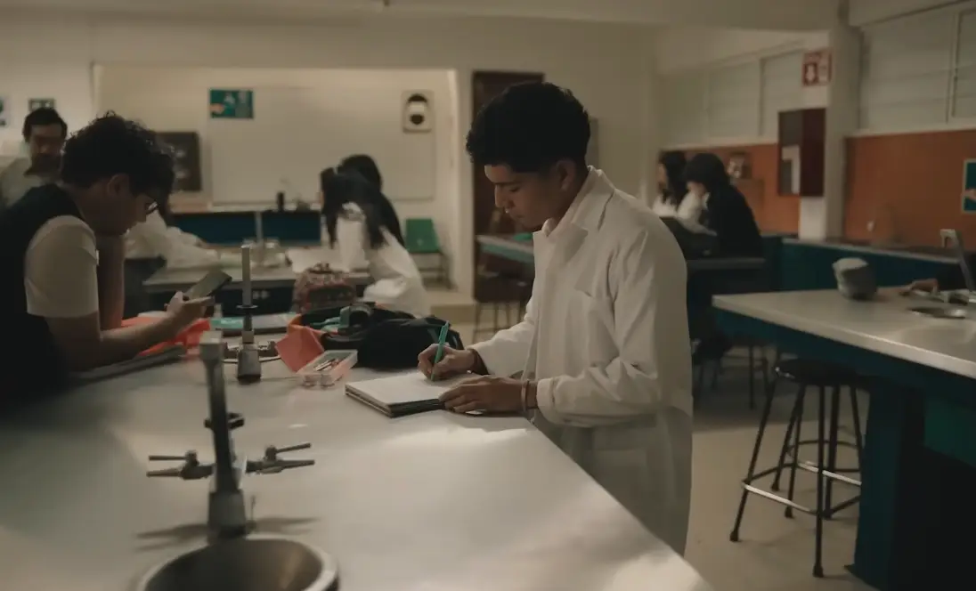 &#8216;El examen&#8217; se abre paso entre más de 1,600 piezas audiovisuales y es finalista en Cannes Lions
