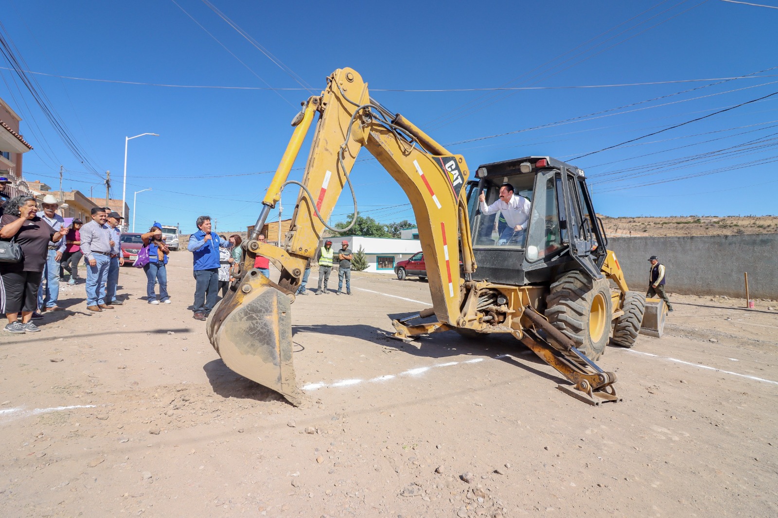 Arranca pavimentación en avenida Temazcal