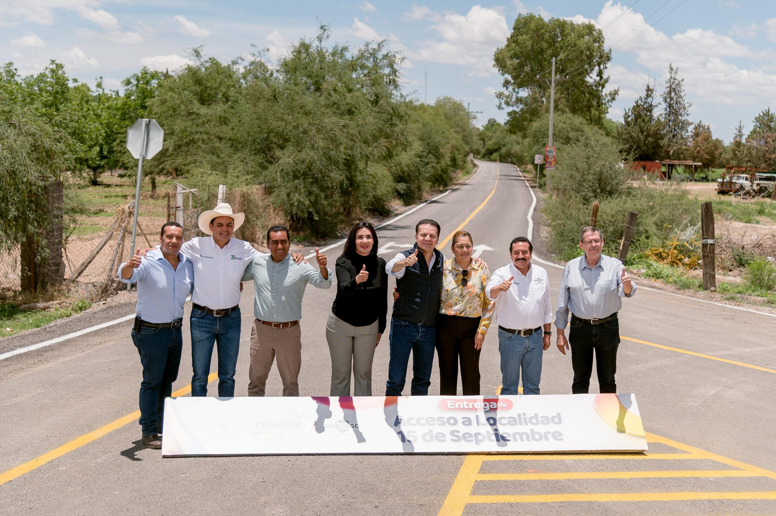 Entregan nueva vialidad en acceso en poblado 15 de Septiembre