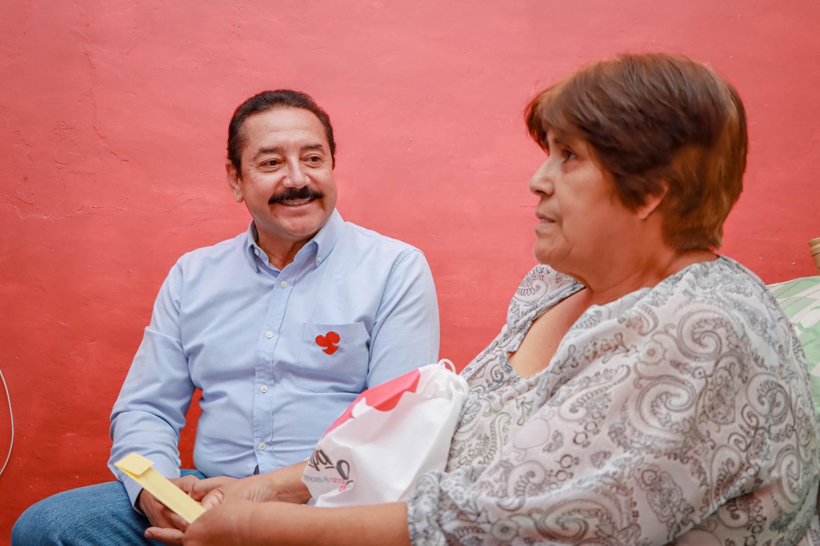 Más de 500 duranguenses reciben apoyo con el programa “Apapacho”