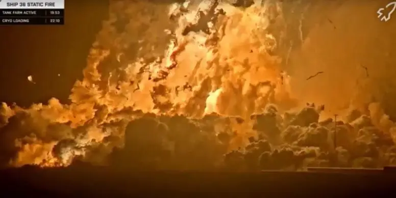 Otro cohete de SpaceX explota durante una prueba de rutina; Musk minimiza el incidente