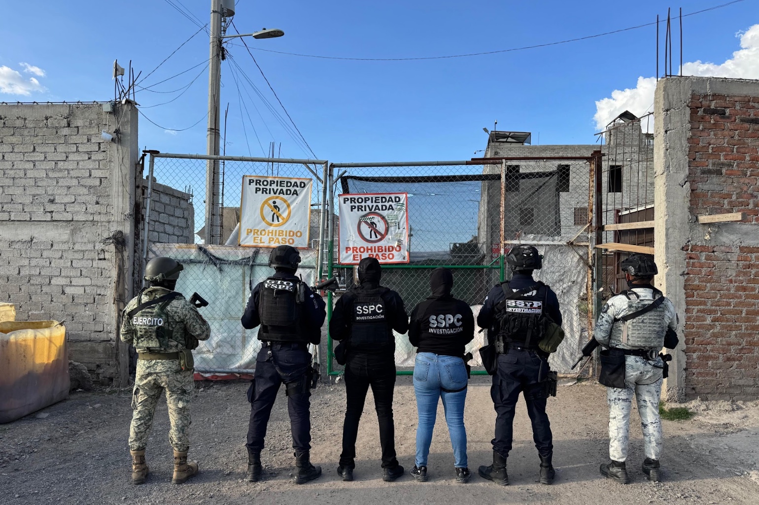 Desmantelan narco-centro en León: hay detenidos y aseguramiento de drogas, armas y dinero