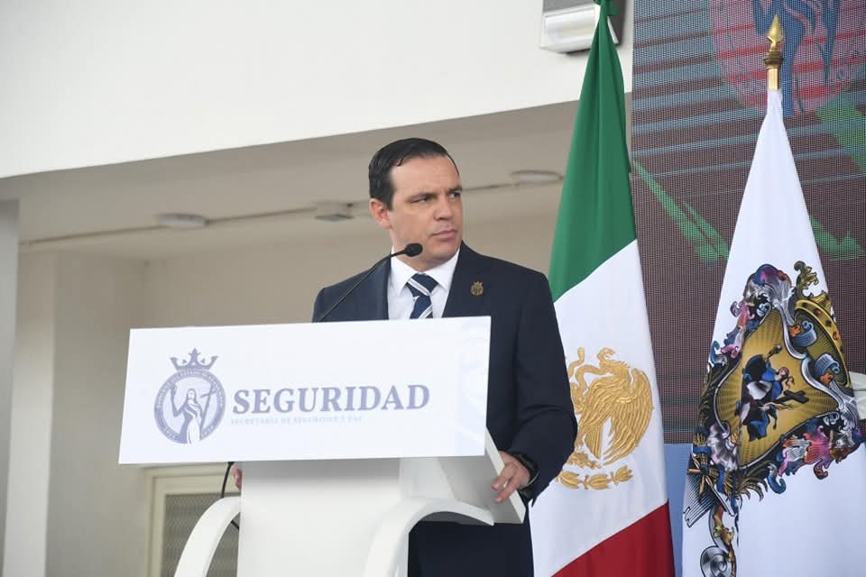 Denuncian robo de identidad a notarios en León: alertan sobre fraudes