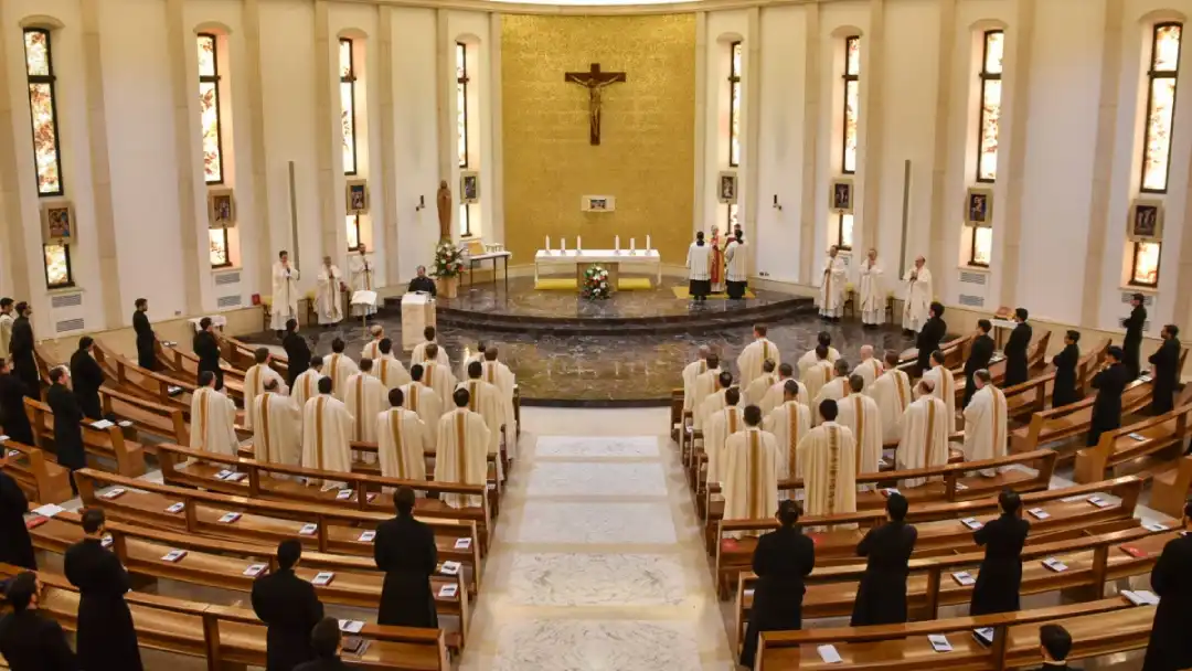 Detienen a sacerdote de los Legionarios de Cristo por presunta violación agravada contra un menor