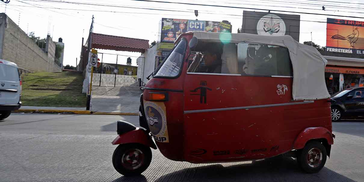 Detectan narcomenudeo en mototaxis de Acatzingo y Cuautlancingo; alistan regulación con fábrica de bicicletas