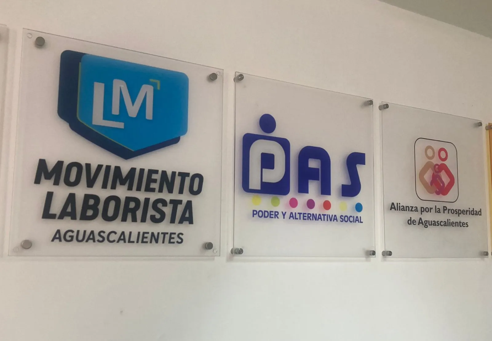 Partidos políticos locales aún no aseguran su participación en 2027
