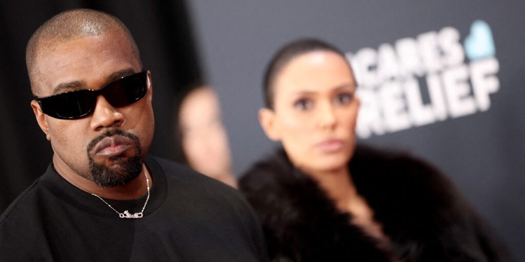 Australia le niega la entrada a Kanye West tras lanzar canción considerada de apología nazi