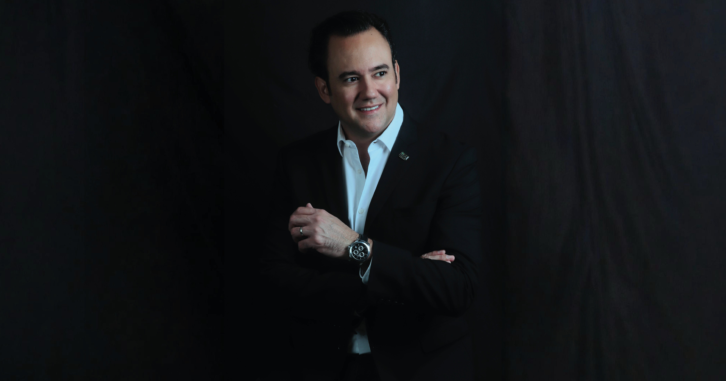 El Visionario de las Sonrisas: Cómo el Dr. Roberto Wuotto Está Redefiniendo la Odontología Global Desde el Corazón de México