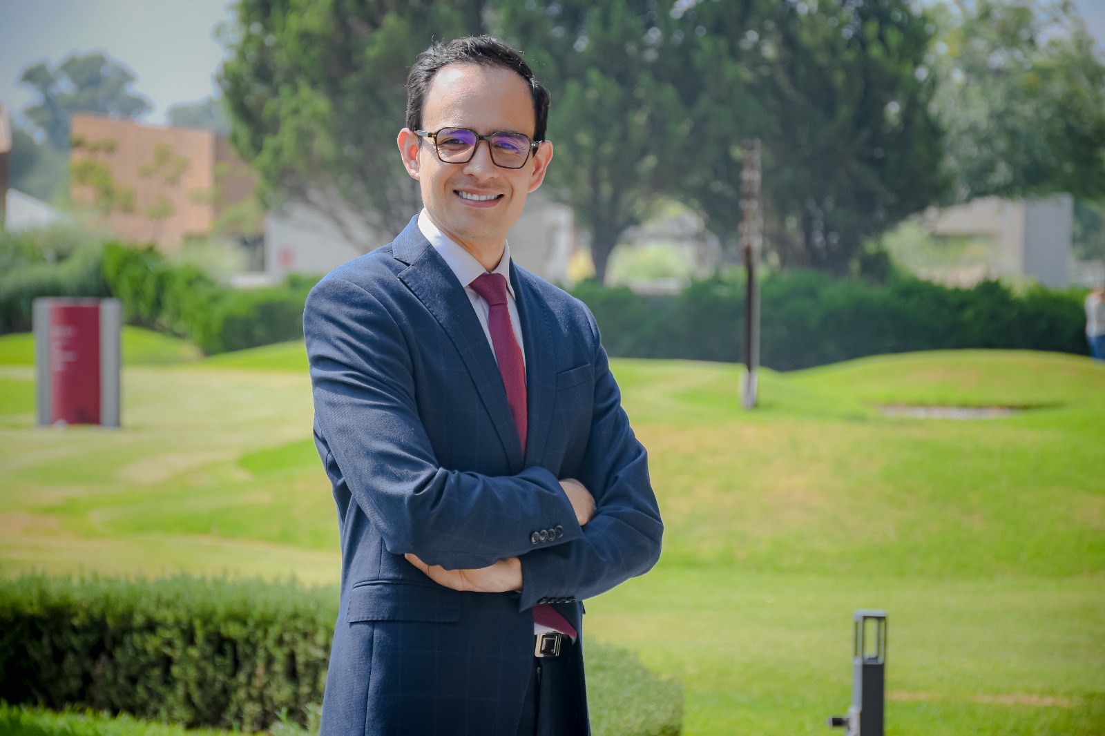Maestro de la UP Aguascalientes busca optimizar neurocirugías con IA desde Harvard