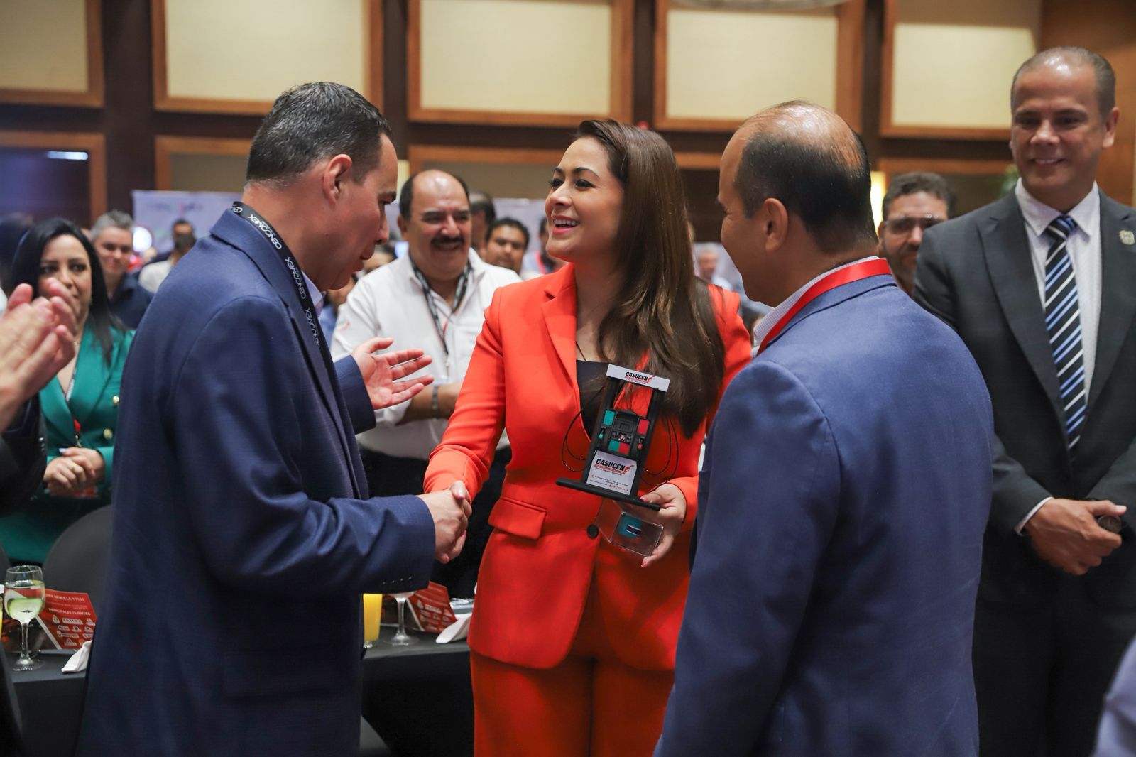 Empresarios gasolineros asisten a cumbre en Aguascalientes
