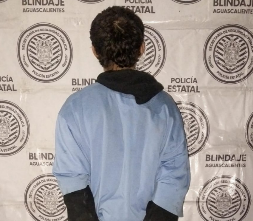 Detienen a cinco personas por posesión de presuntas drogas en distintos puntos de la ciudad