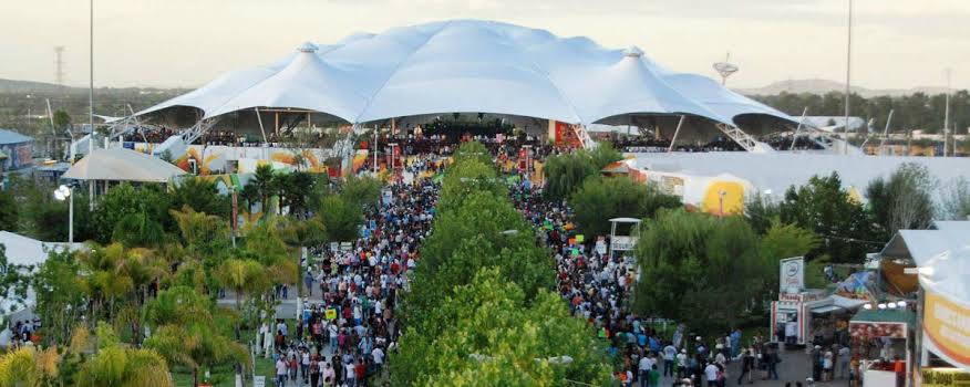 Retiran productos vencidos en puestos de comida de la Feria Francisco Villa 2025