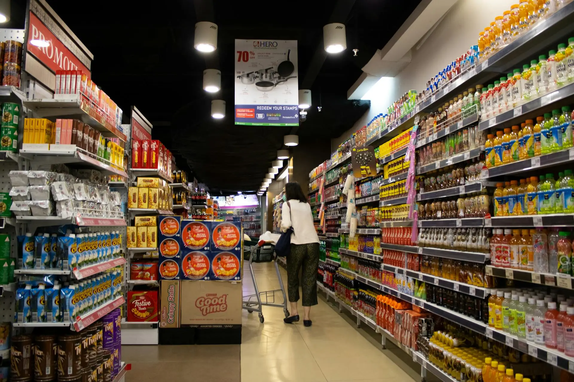 Abarroteros y minoristas desplazados por “boom” de tiendas de conveniencia