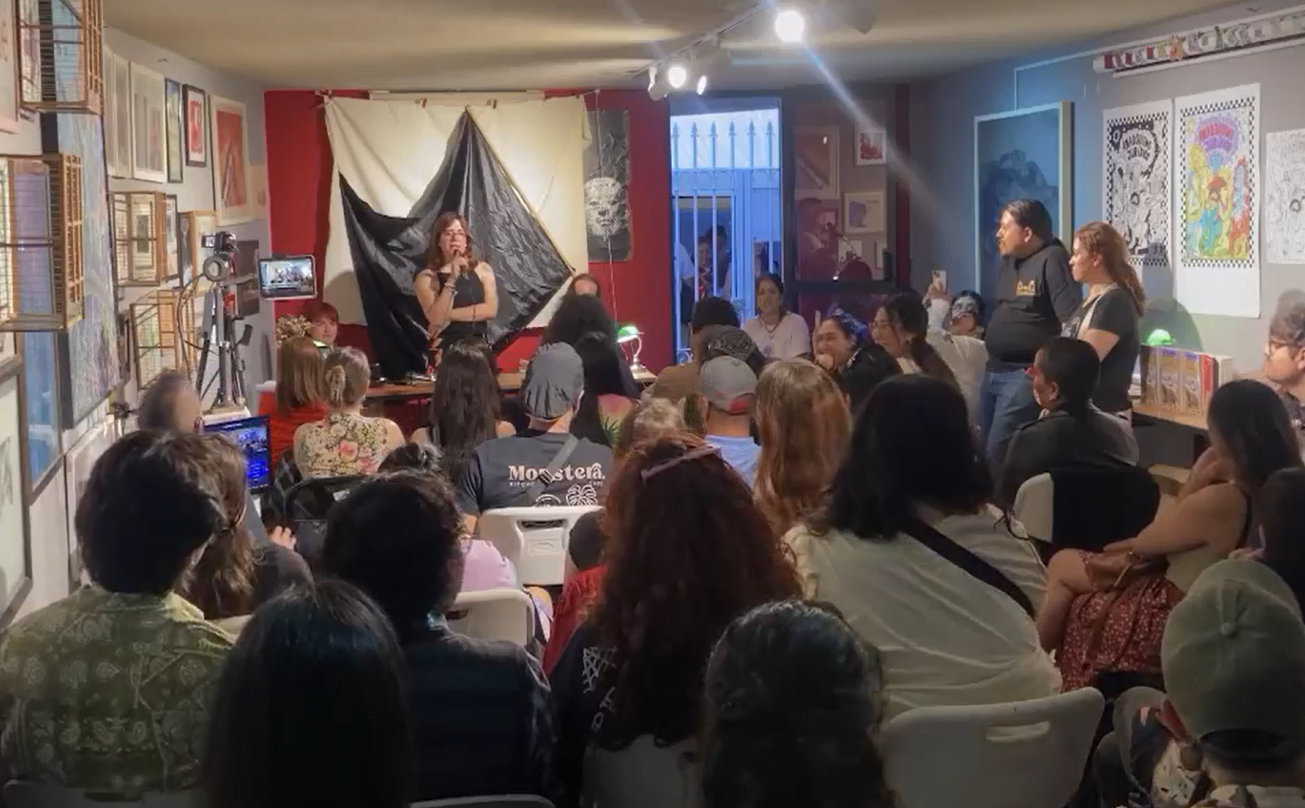 “Los trámites no resuelven, las luchas sí”: Carla Escoffié presenta Anarquismo Jurídico en Aguascalientes