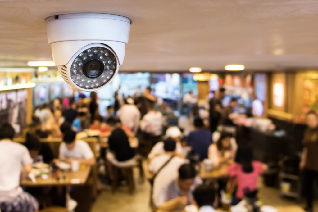 Invitan a antros y bares a conectar sus cámaras al C5 por seguridad