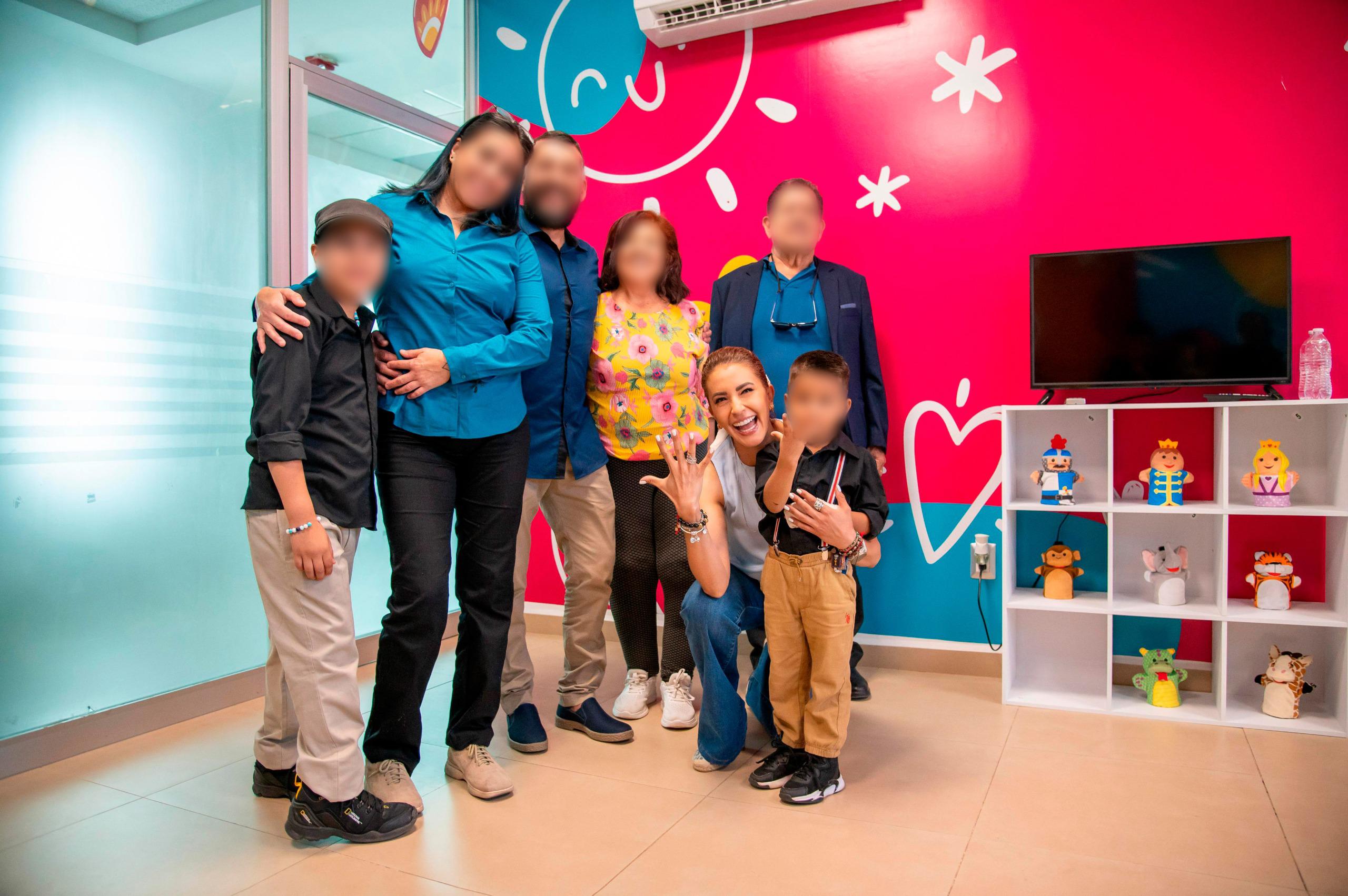 Dos hermanos son adoptados legalmente; suman 42 casos en el estado