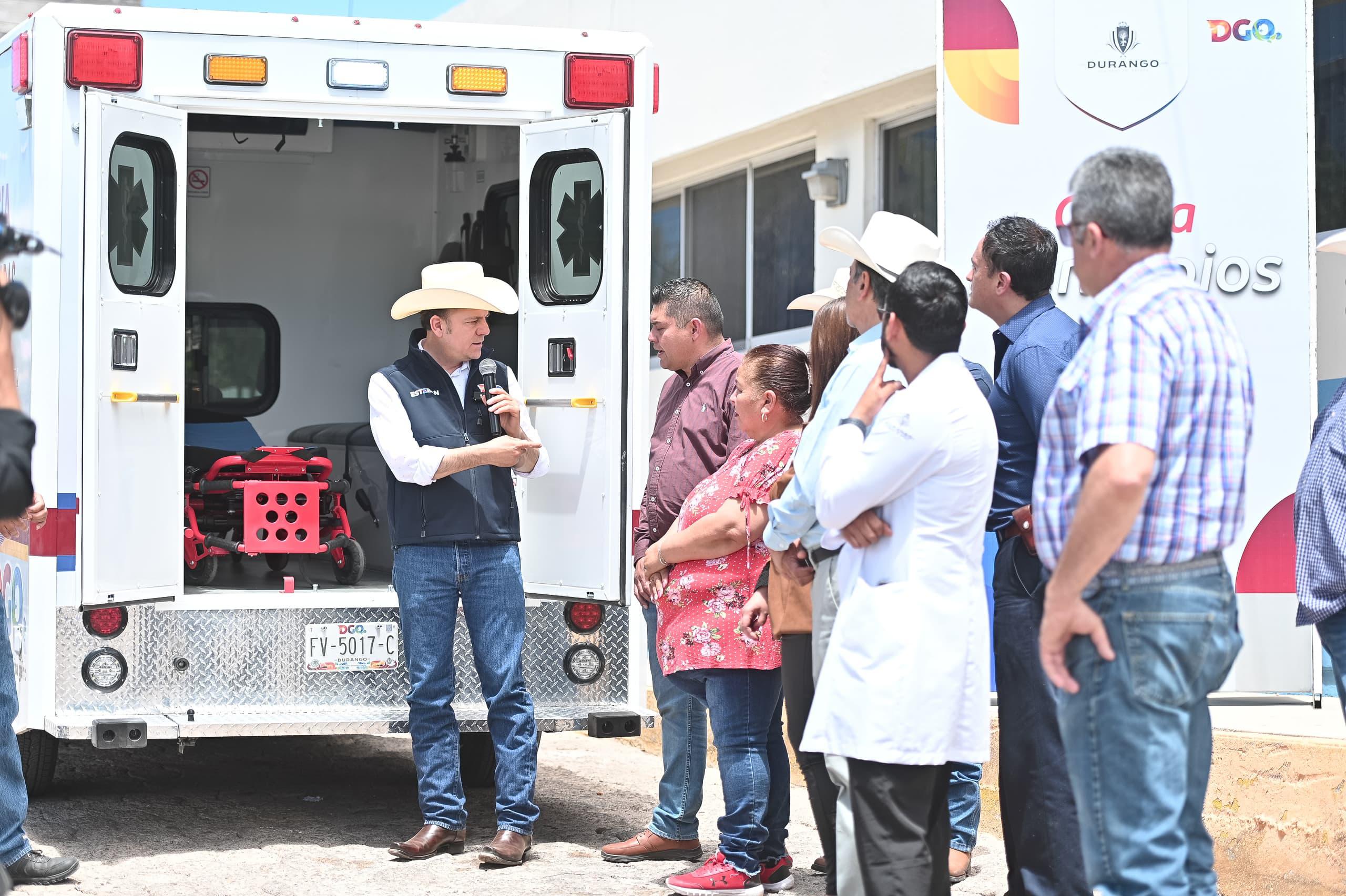 Atención médica gratuita llega a miles de familias en comunidades de Durango